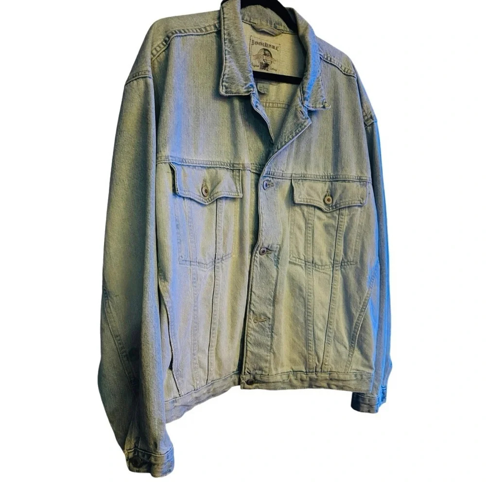 Banana Republic vintage banana